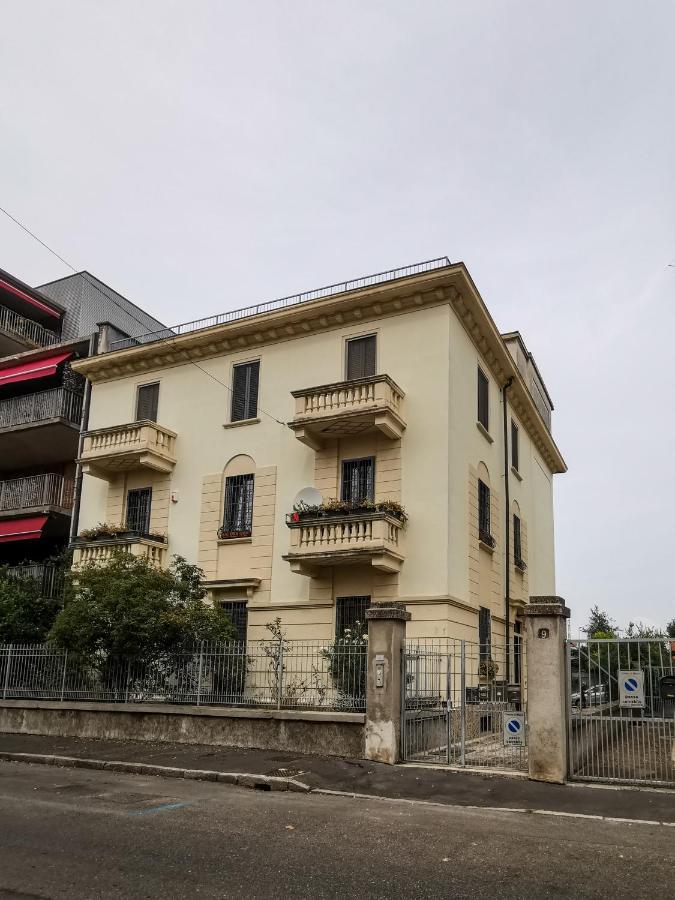 L'Arche Comfort&Relax, Sweet Home Via Eraclito Μιλάνο Εξωτερικό φωτογραφία